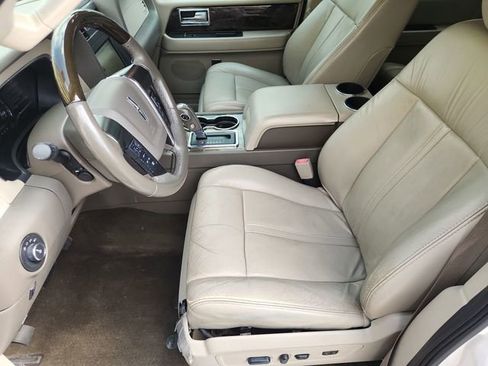 Used 2015 Lincoln Navigator L 2WD image 18