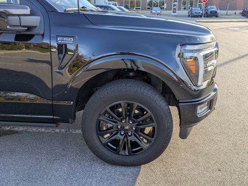 Certified 2025 Ford F150 Platinum w/ Equipment Group 702A High image 11