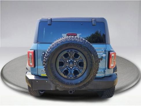 Used 2023 Ford Bronco Wildtrak image 13