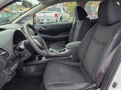 Used 2016 Nissan Leaf S w/ Charger Package image 13