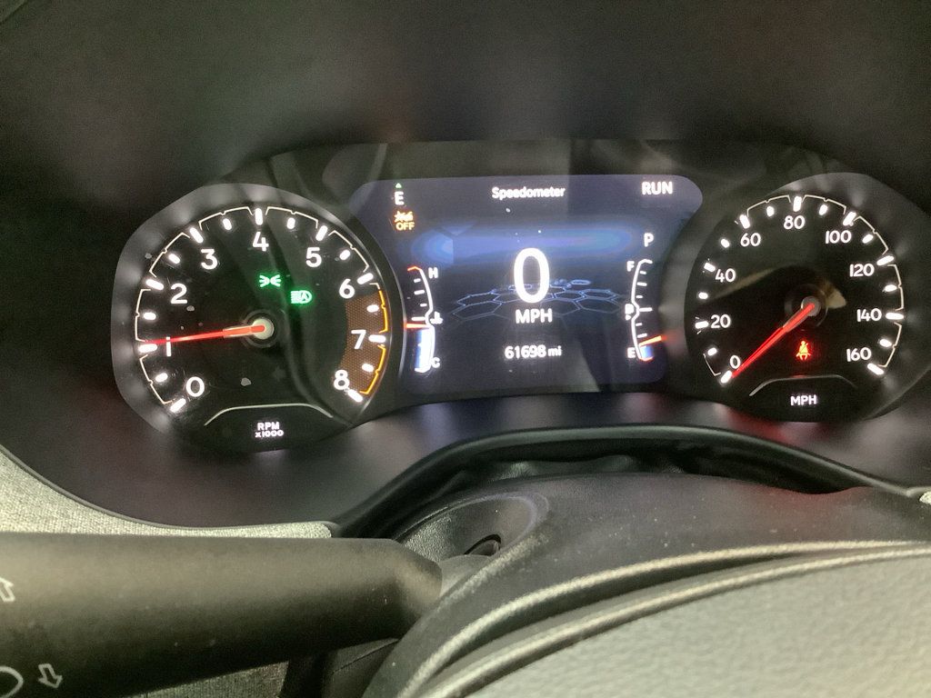 Used 2024 Jeep Compass Latitude AWD/4WD image 17