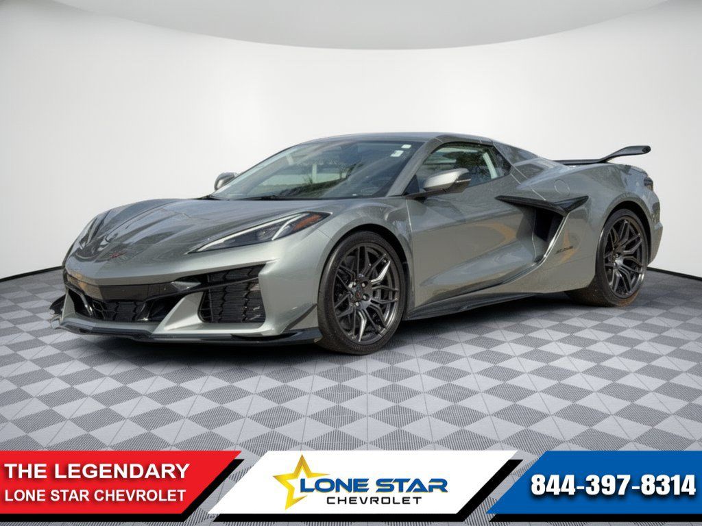 Used 2024 Chevrolet Corvette Z06 w/ Z07 Performance Package RWD image 1