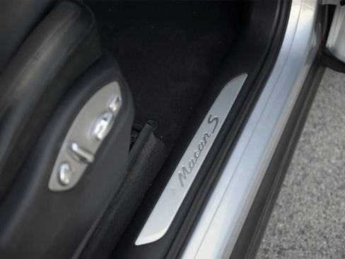 Used 2015 Porsche Macan S AWD/4WD image 77