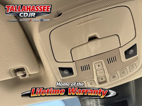 Used 2019 Lincoln Navigator Reserve AWD/4WD image 19