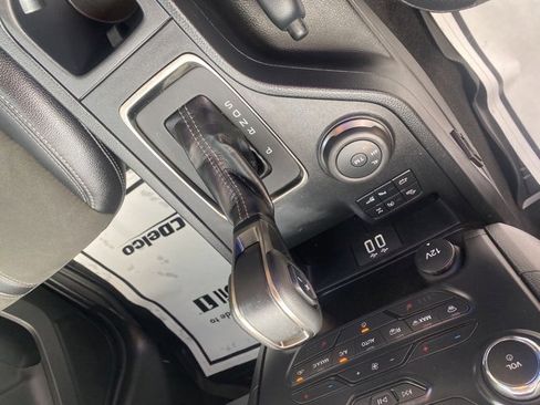 Used 2023 Ford Ranger Lariat w/ Tremor Off-Road Package image 16