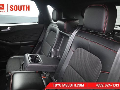 Used 2025 Ford Escape ST-Line AWD/4WD image 25