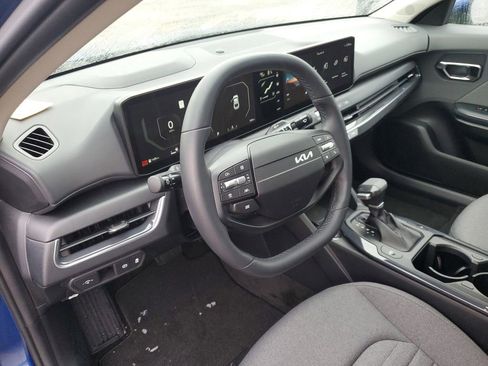 Used 2025 Kia K4 EX image 8
