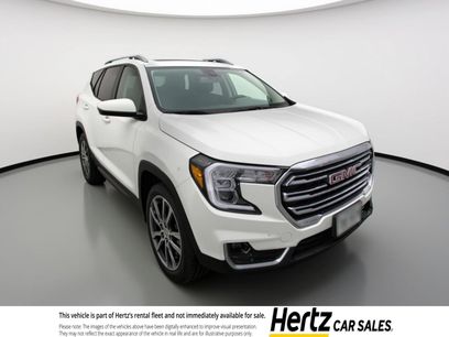 Used 2024 GMC Terrain SLT