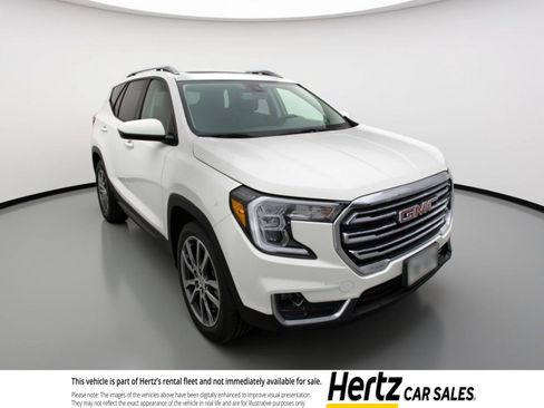 Used 2024 GMC Terrain SLT image 1