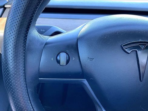 Used 2022 Tesla Model 3 RWD image 23