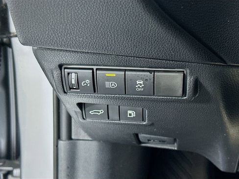 Used 2026 Toyota Corolla Cross XSE w/ Convenience Package image 21