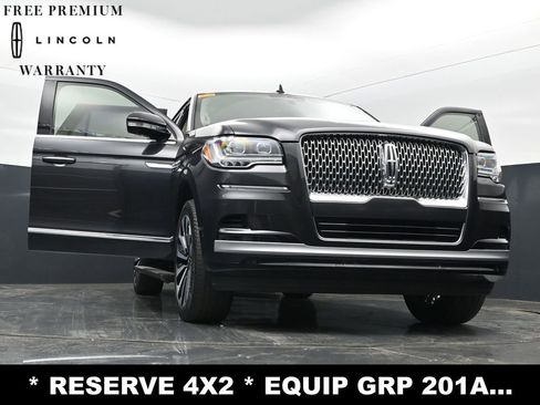 Used 2022 Lincoln Navigator Reserve RWD image 40
