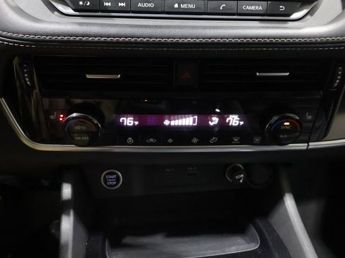 Used 2023 Nissan Rogue SV w/ SV Premium Package AWD/4WD image 30