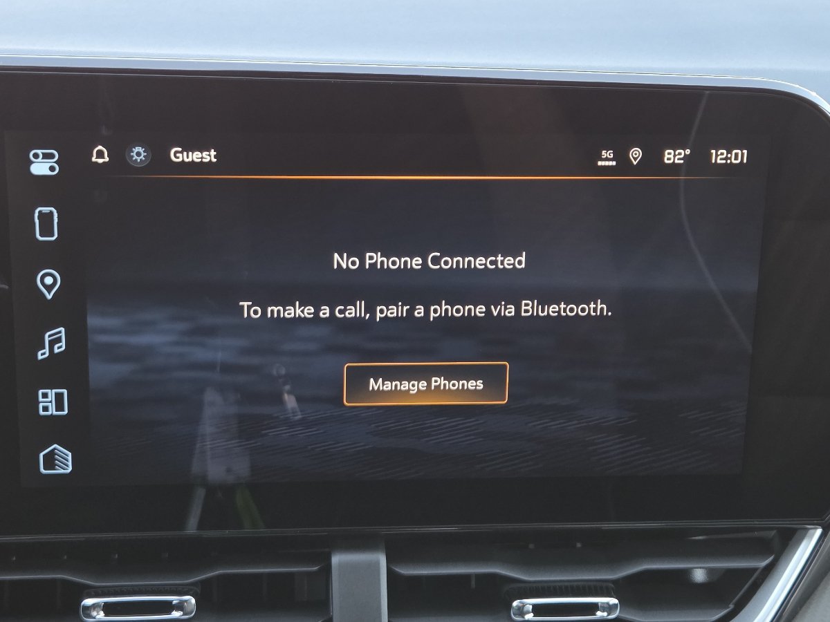 New 2027 Chevrolet Equinox LT w/ Convenience Package II FWD image 7