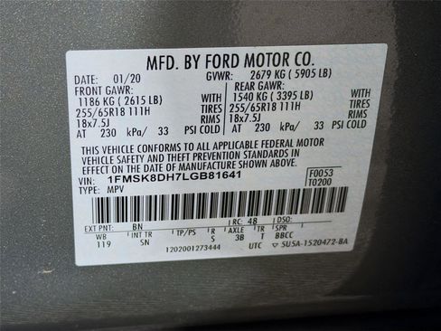 Used 2020 Ford Explorer XLT w/ Equipment Group 202A AWD/4WD image 32