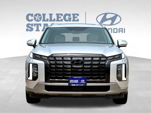 Used 2024 Hyundai Palisade SEL FWD image 4