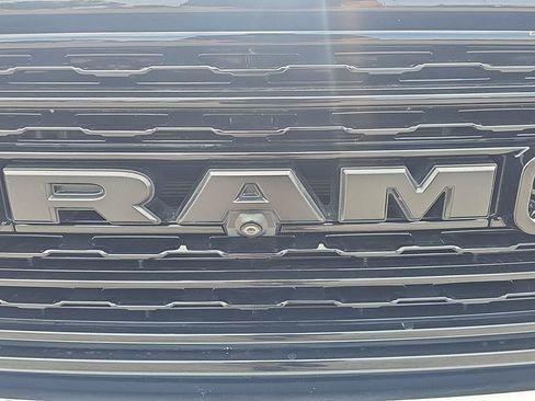 Used 2023 RAM 1500 Limited AWD/4WD image 9