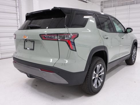 New 2026 Chevrolet Equinox LT w/ Convenience Package II image 5