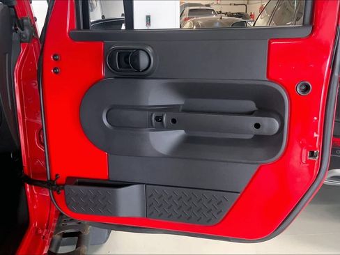 Used 2010 Jeep Wrangler Unlimited Sport image 24