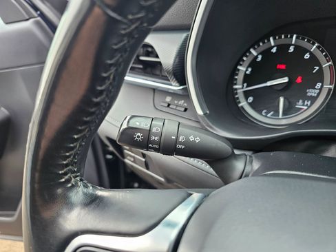 Used 2021 Toyota Highlander XSE image 22