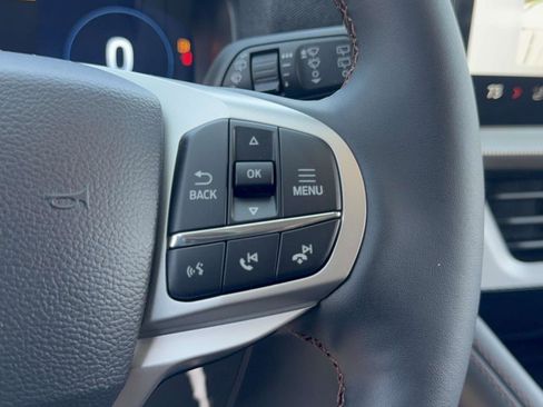 New 2026 Ford Explorer Active w/ Active Comfort Package AWD/4WD image 17