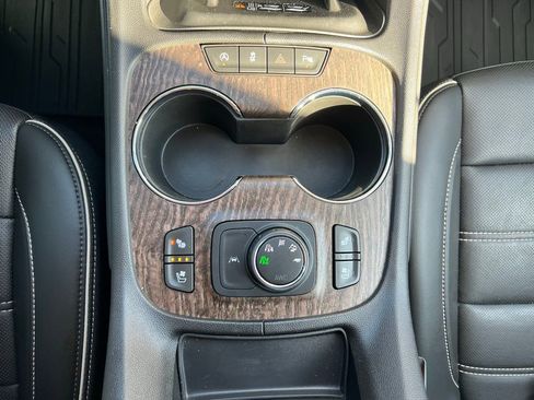 Used 2023 GMC Acadia Denali w/ Trailering Package image 33