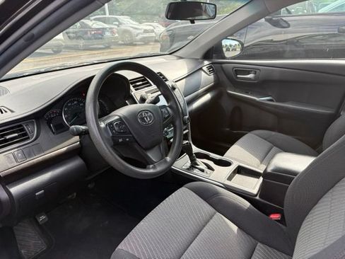 Used 2015 Toyota Camry LE FWD image 7