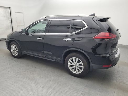 Used 2020 Nissan Rogue SV FWD image 3