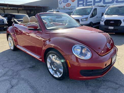 Used 2015 Volkswagen Beetle 1.8T FWD image 8