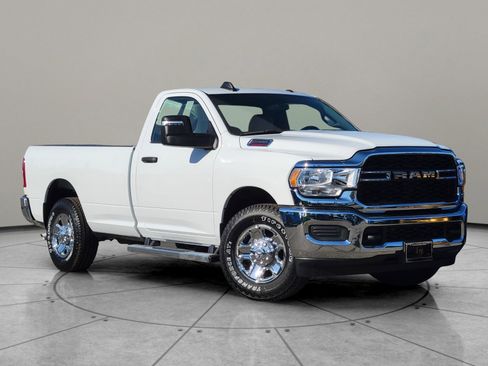 New 2024 RAM 2500 Tradesman w/ Chrome Appearance Group image 2