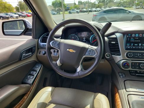 Used 2020 Chevrolet Tahoe Premier w/ Max Trailering Package AWD/4WD image 16