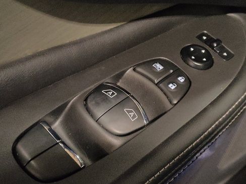 Used 2015 Nissan Murano Platinum w/ Platinum Technology Package image 27