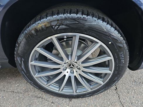 New 2026 Mercedes-Benz GLS 450 4MATIC image 36