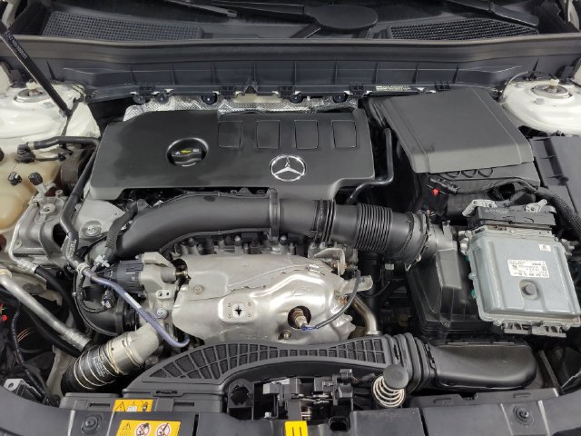 Used 2021 Mercedes-Benz GLB 250 image 12