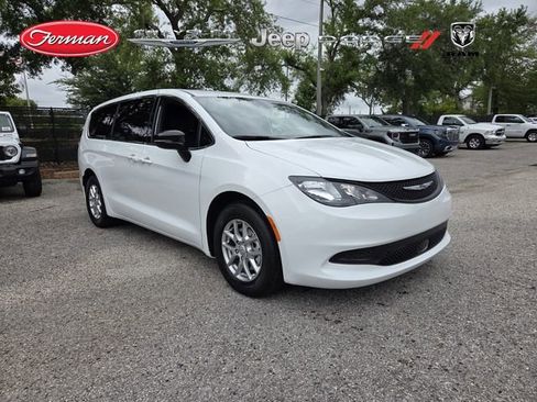 New 2026 Chrysler Voyager LX image 1