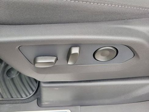 New 2026 Chevrolet Silverado 2500 LT image 19