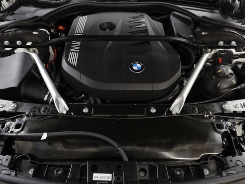 Certified 2025 BMW 740i xDrive 740i xDrive w/ Premium Package image 24