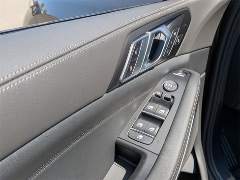 New 2026 BMW X5 sDrive40i image 16