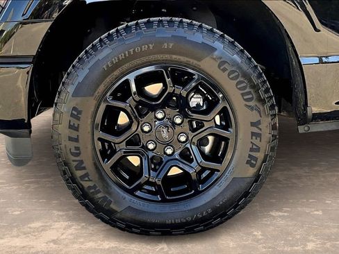 Used 2024 Ford F150 XLT w/ Mobile Office Package image 35