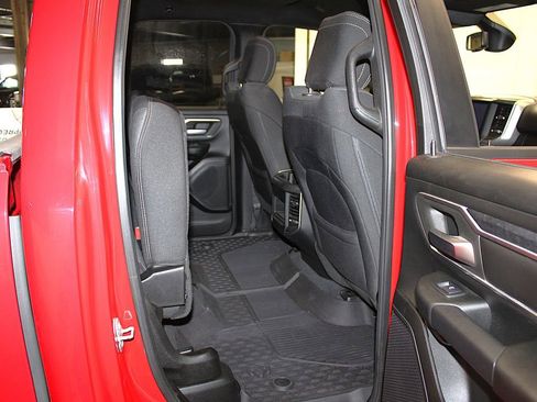 Used 2019 RAM 1500 Big Horn image 34