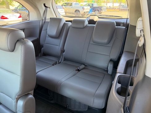 Used 2014 Honda Odyssey EX-L image 16