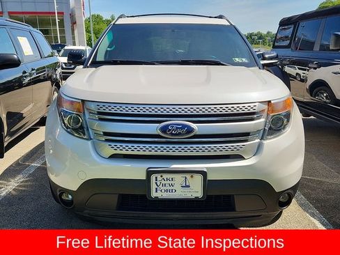 Used 2014 Ford Explorer XLT w/ Equipment Group 202A AWD/4WD image 2
