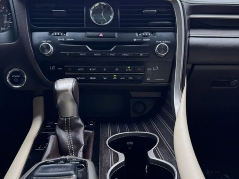 Used 2016 Lexus RX 450h AWD image 35