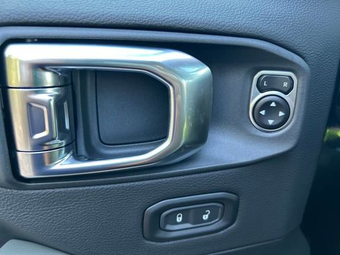 New 2025 Jeep Gladiator Mojave AWD/4WD image 13