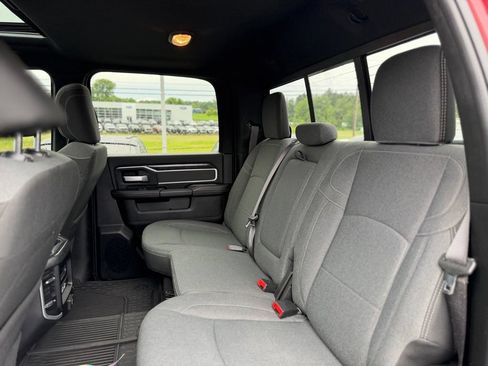Used 2022 RAM 2500 Big Horn w/ Level C Equiment Group AWD/4WD image 5
