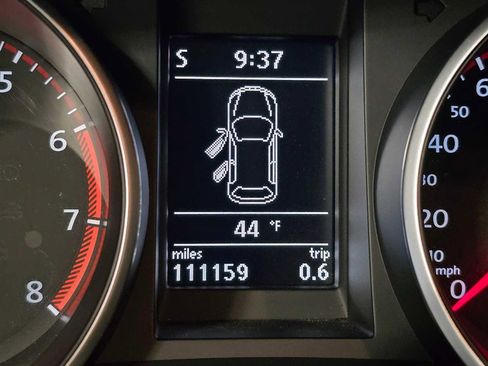 Used 2012 Volkswagen GTI PZEV image 12