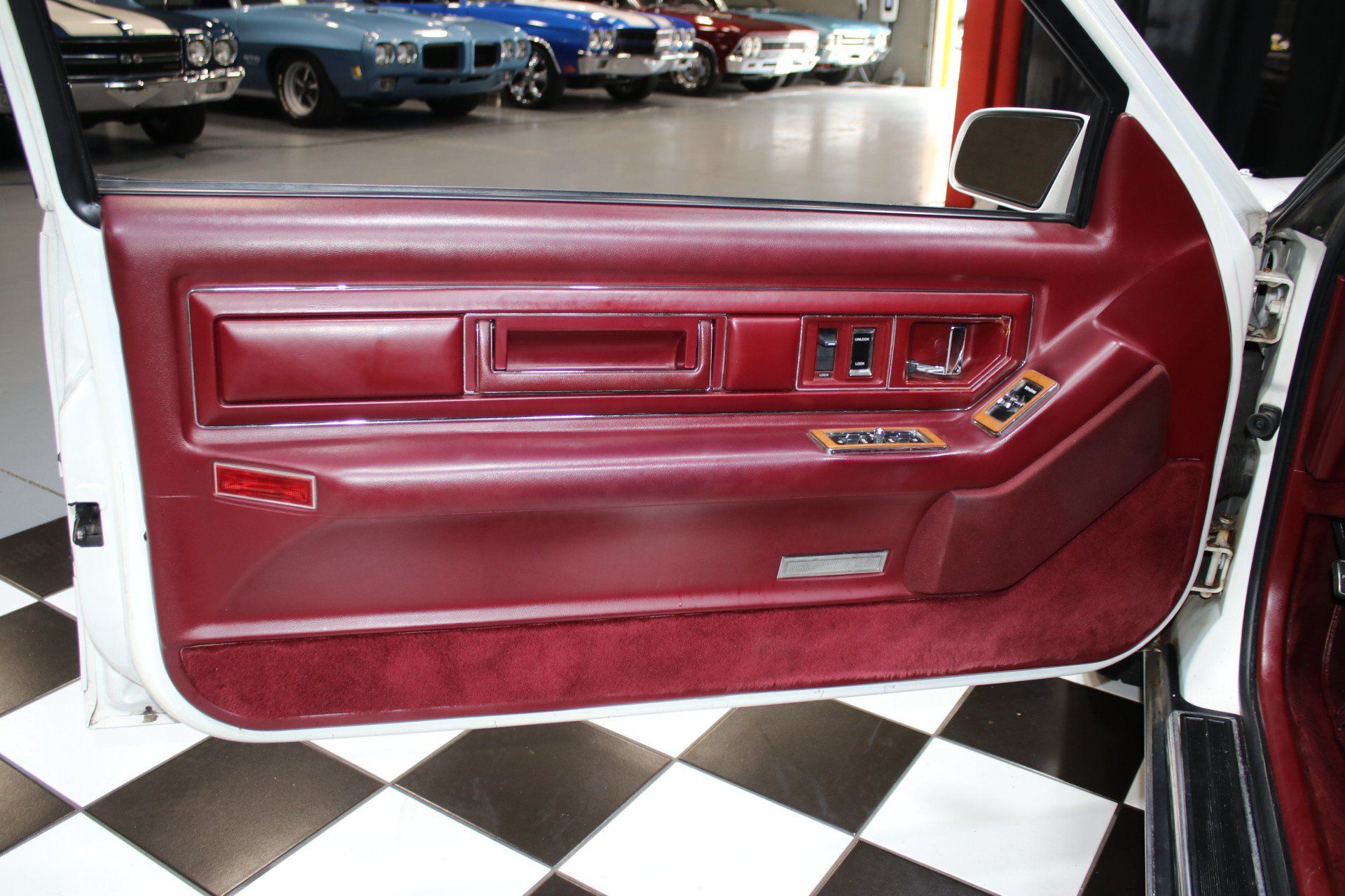 Used 1988 Cadillac Eldorado Coupe FWD image 43