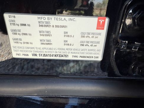 Used 2019 Tesla Model S Performance AWD/4WD image 37