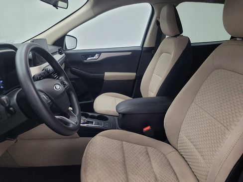 Used 2020 Ford Escape SE FWD image 17