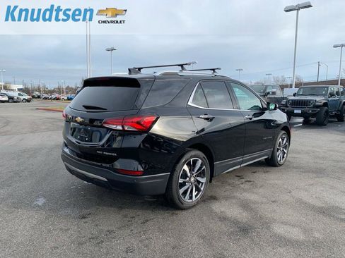 Used 2024 Chevrolet Equinox Premier image 7